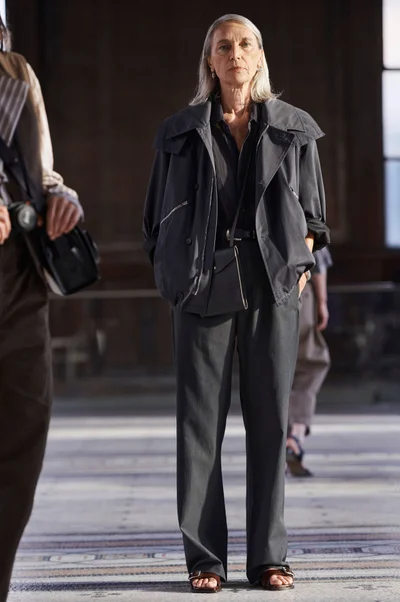 Look 30